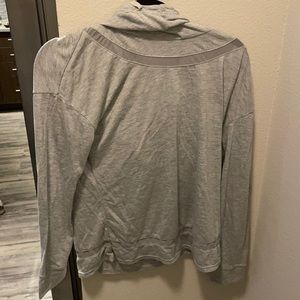 size M - hooded lightweight jersey long sleeve top